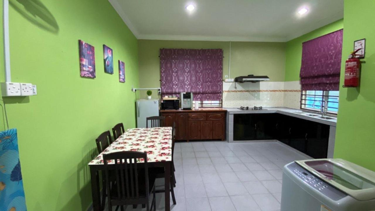 Seri Idaman Guest House Pasir Mas Εξωτερικό φωτογραφία